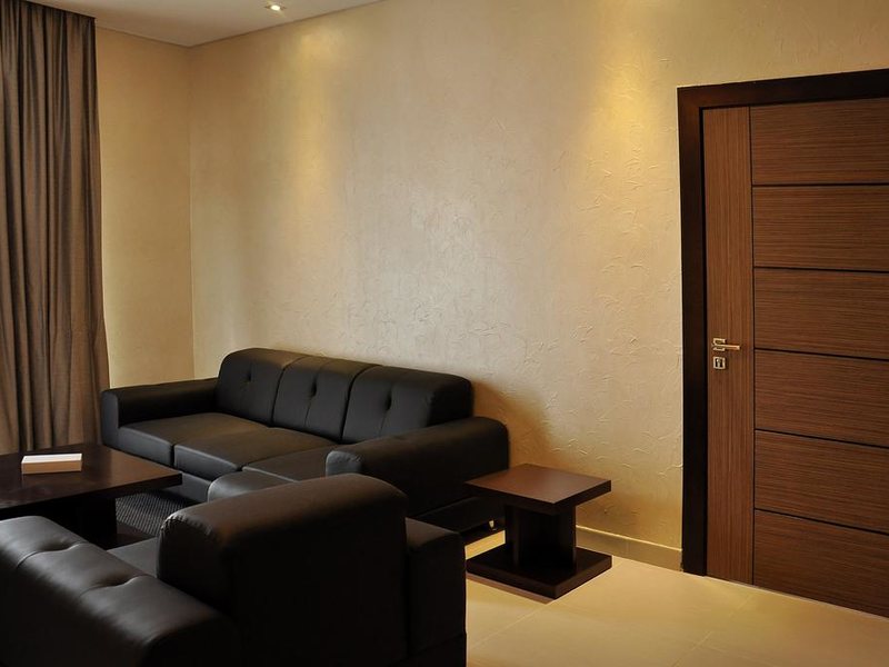 Pearl Beach Hotel 191955