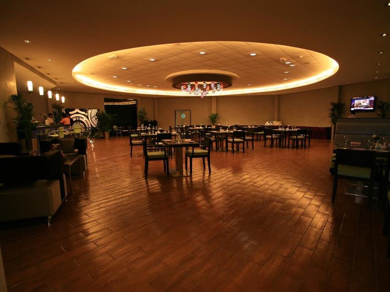 Pearl Beach Hotel 191959