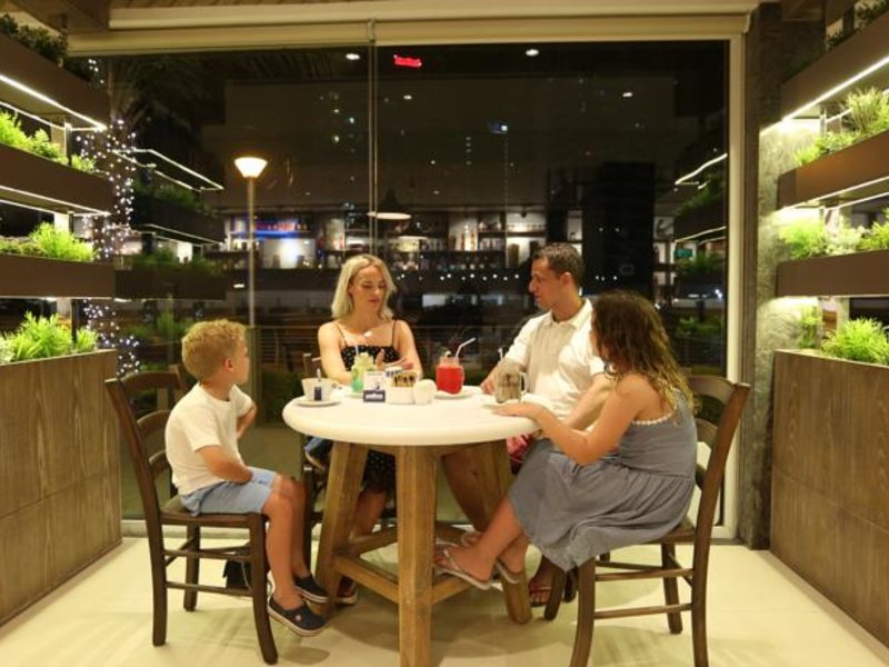 Pearl Marina Hotel 132872