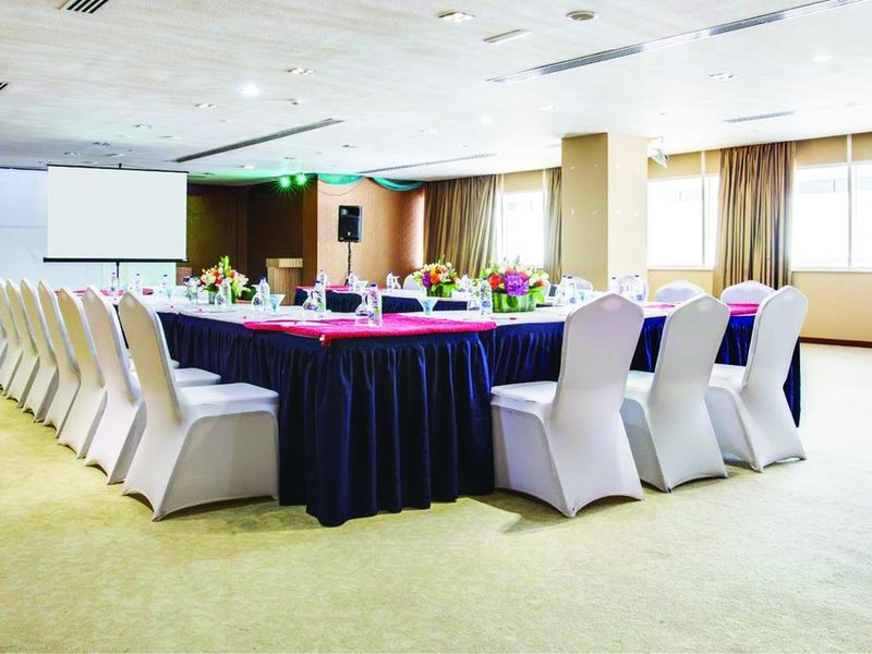 Pearl Park Deluxe Hotel Apartments 299052