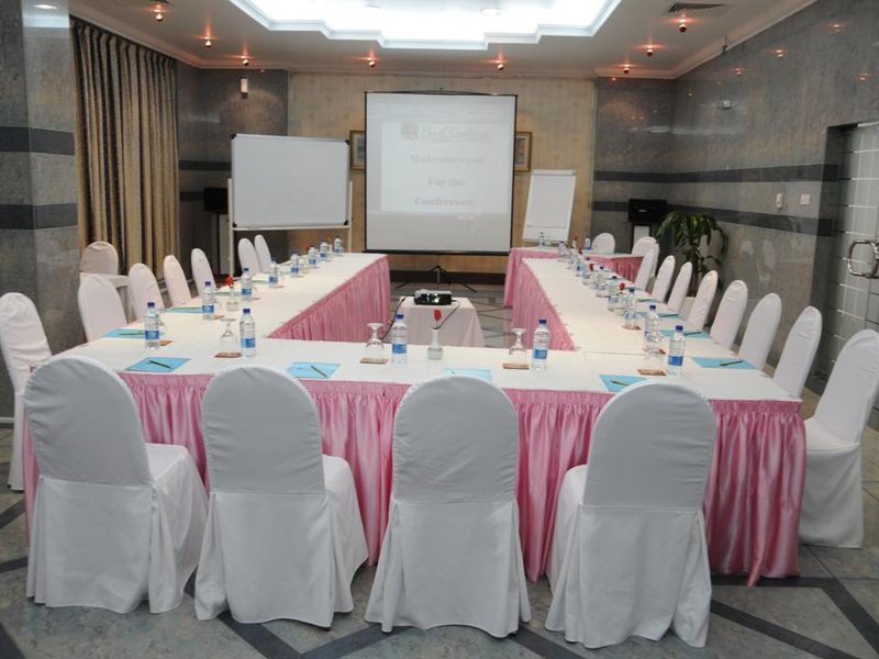 Pearl Residence Hotel Apartments 180021