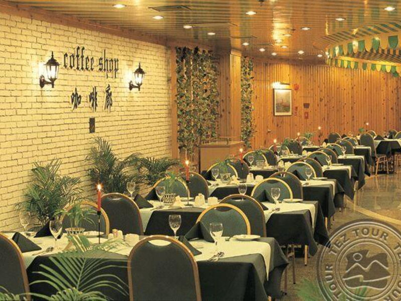 Pearl River Garden  298423