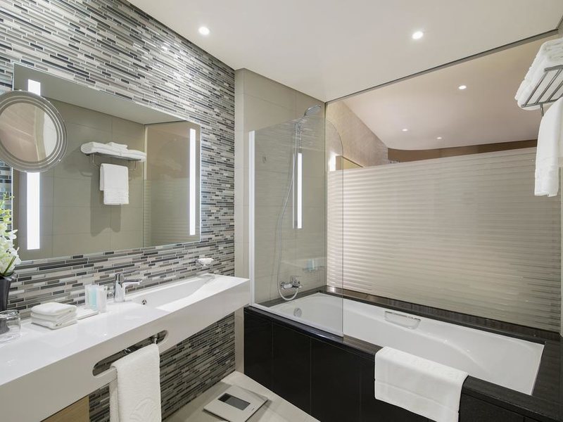 Pearl Rotana Capital Centre 299095