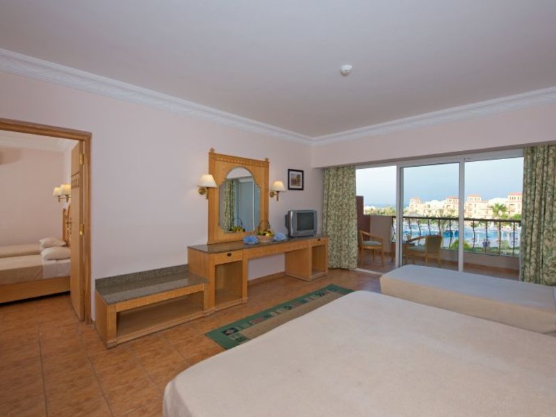 Pensee Azur Resort 35363