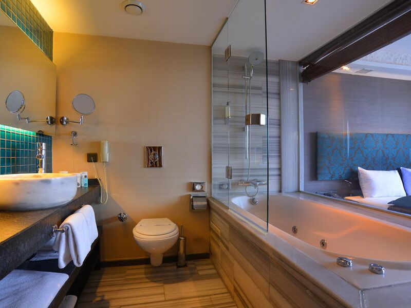 Pera Tulip Hotel (ех 244391