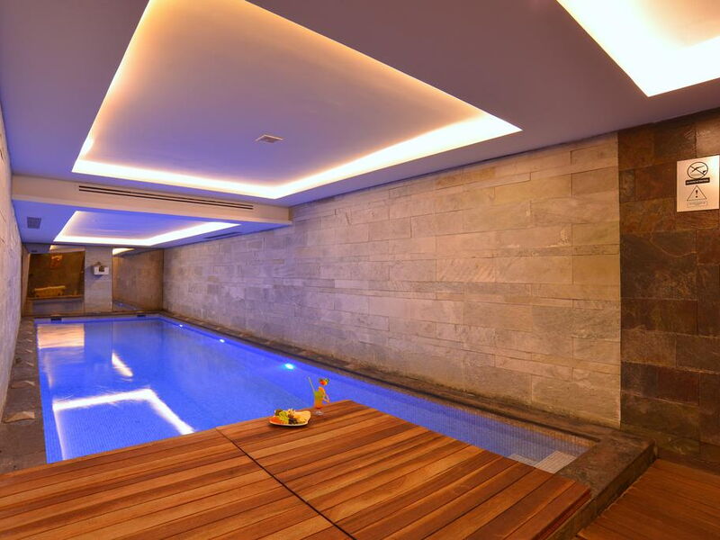 Pera Tulip Hotel (ех 244397