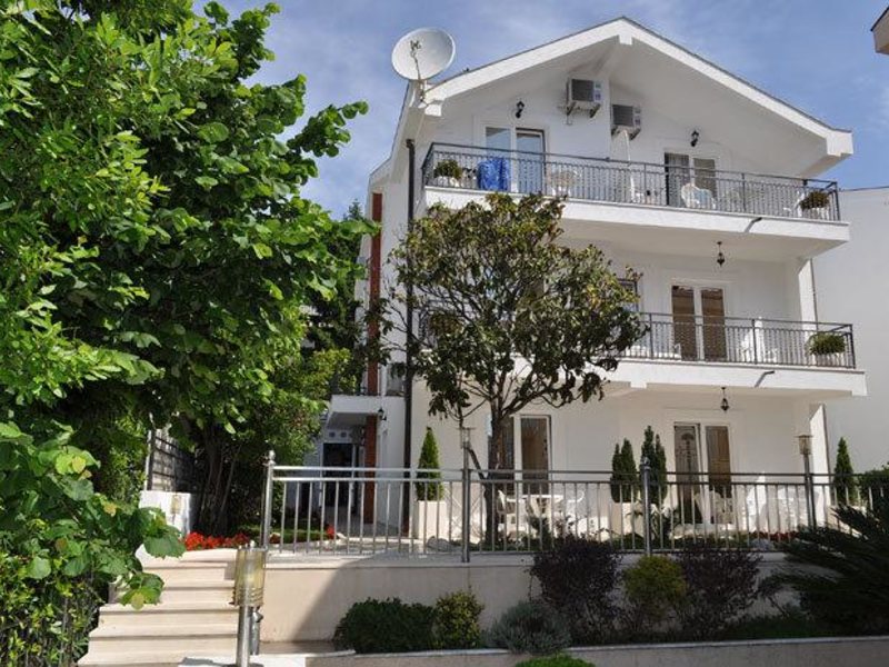 Perla Natalie Hotel 308508