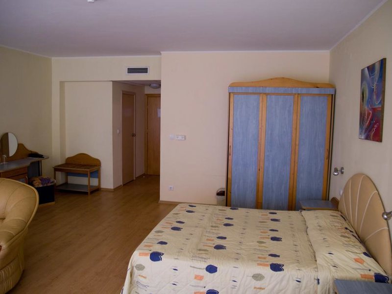 Perla (Golden Sands) 167339