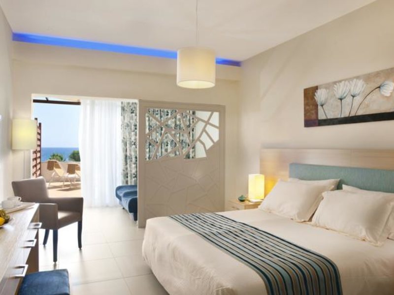 Pernera Beach Hotel 91010