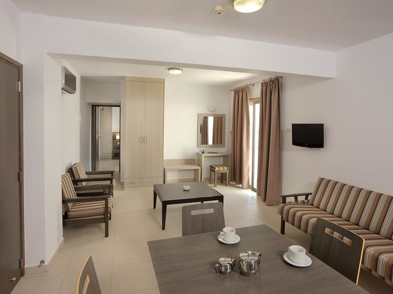 Petrosana Hotel Apartments 206886