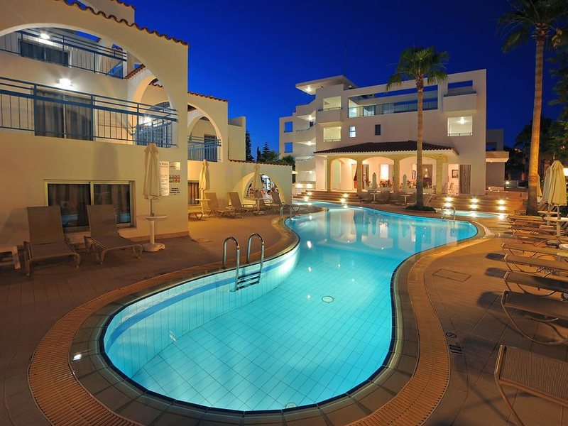 Petrosana Hotel Apartments 206898