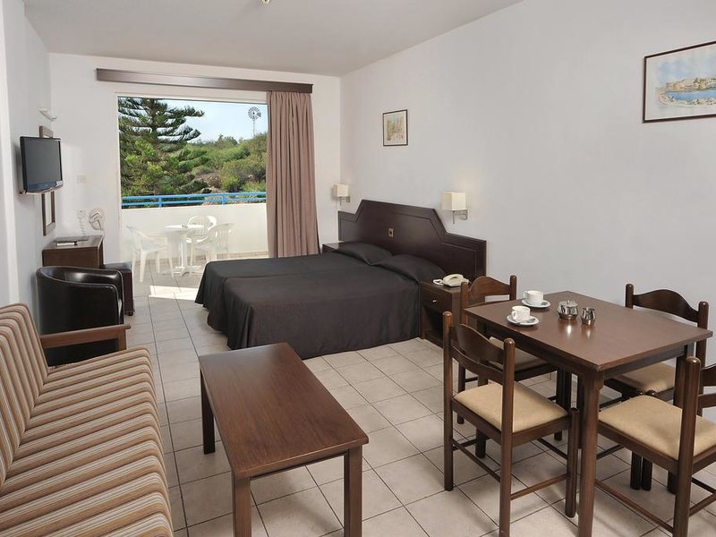 Petrosana Hotel Apartments 206904