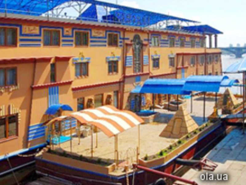 Pharaon Floatel 11532