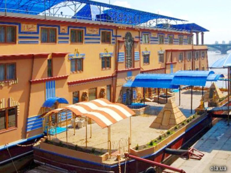 Pharaon Floatel 11533