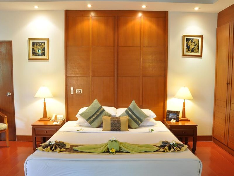 Phi Phi Erawan Palms Resort 220969