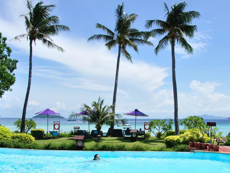 Phi Phi Erawan Palms Resort 220970