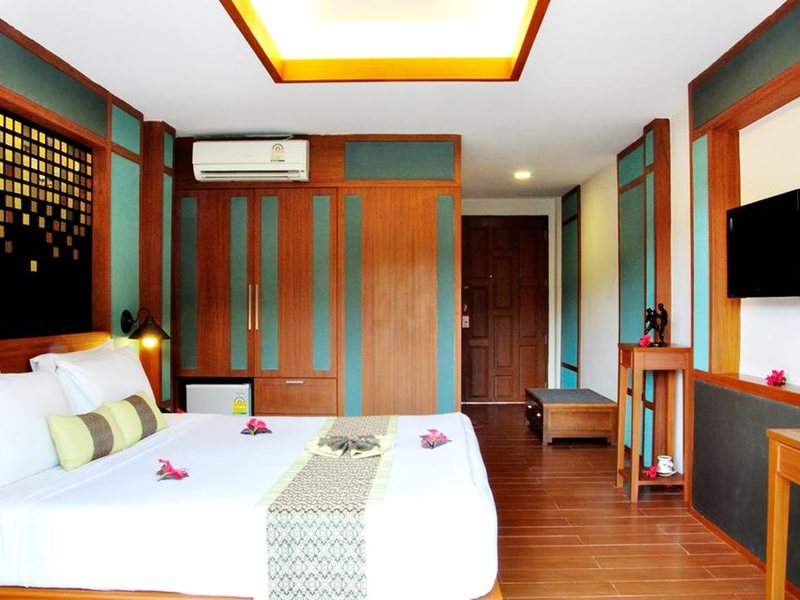 Phi Phi Erawan Palms Resort 220984