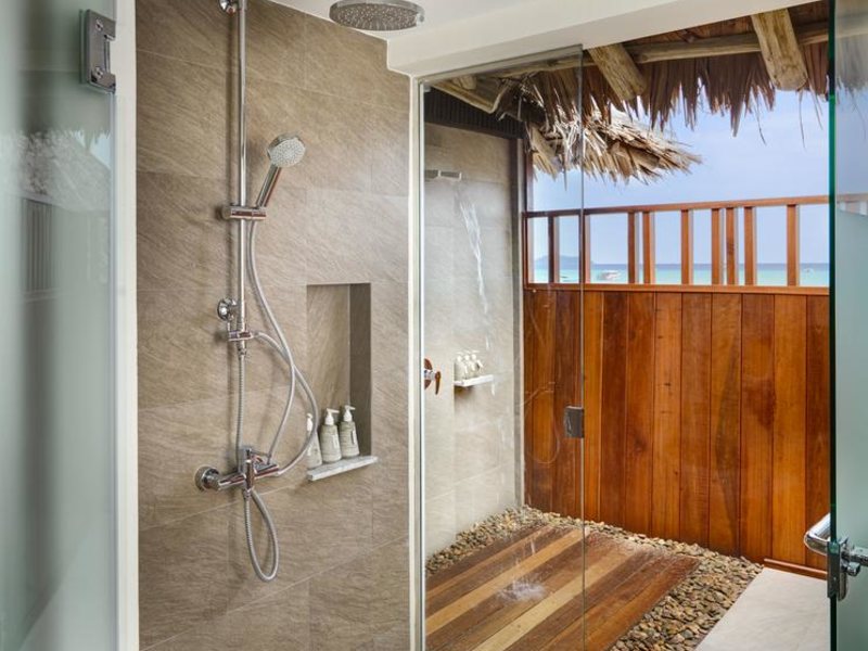 Phi Phi Island Village Beach Resort (ex 221033