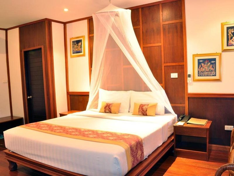 Phi Phi Natural Resort 221095