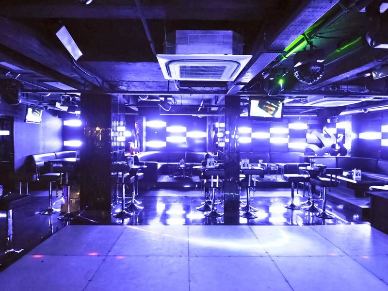 Phoenicia Hotel 300978