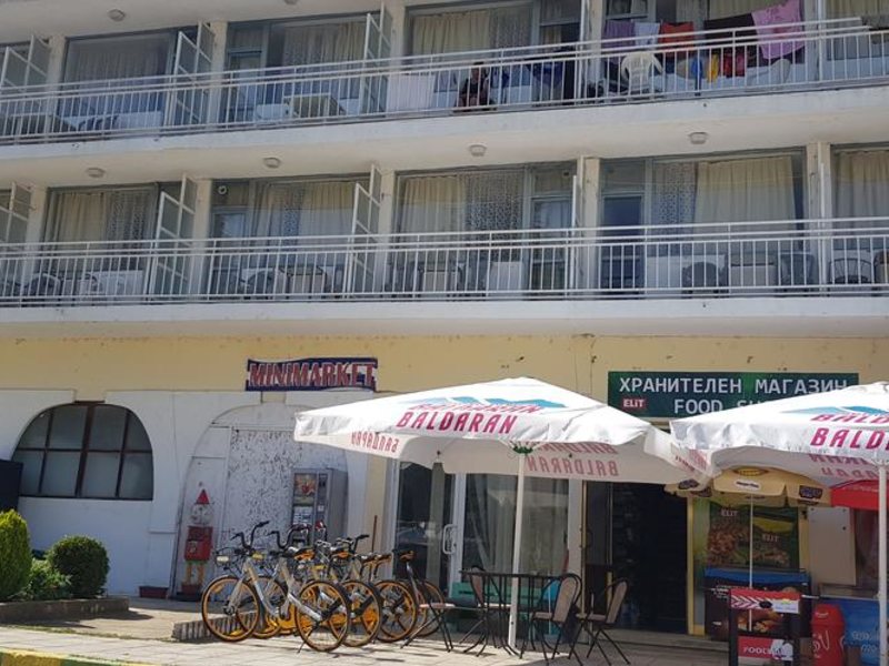 Phoenix Hotel  310622