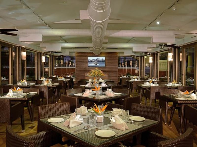 Phoenix Park Inn 115350