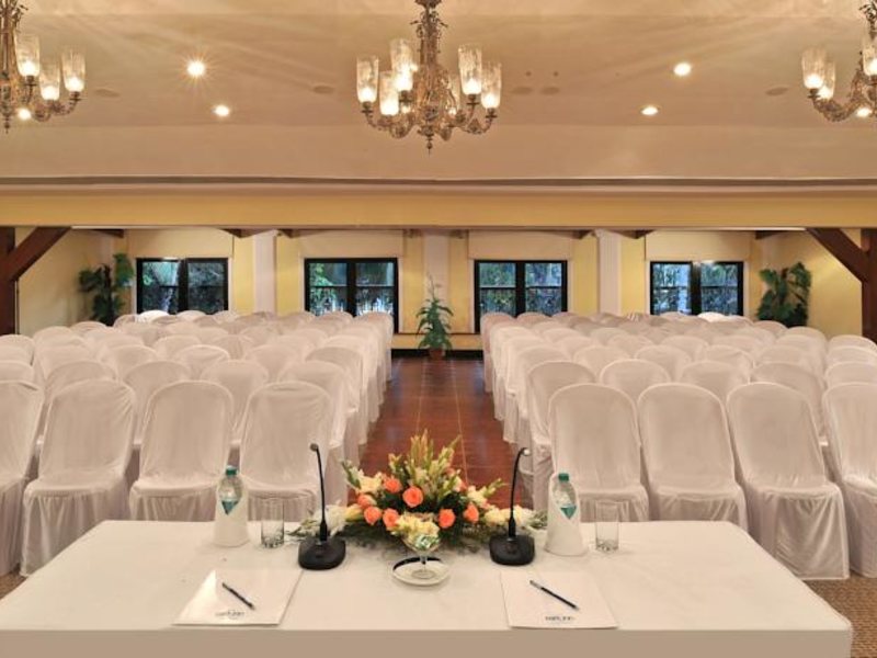 Phoenix Park Inn 115352