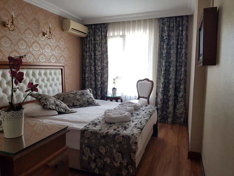 Pianoforte Hotel  302211