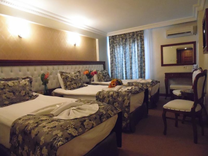 Pianoforte Hotel  302220