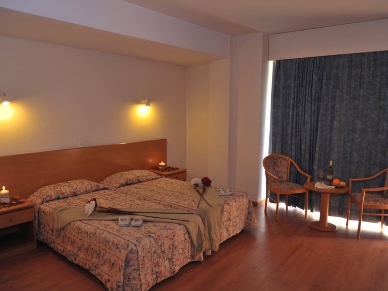 Pier Beach Hotel Apts 103843