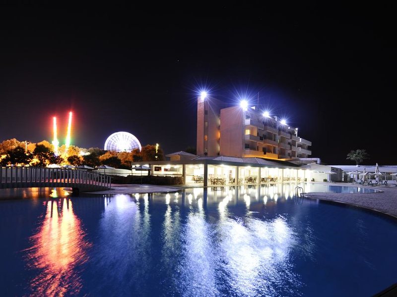 Piere Anne Beach Hotel  206909