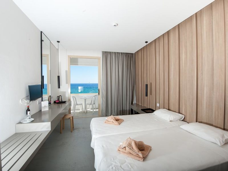 Piere Anne Beach Hotel  206929