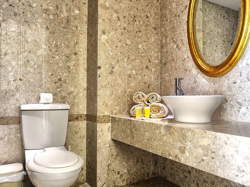 Piere Anne Beach Hotel  206939