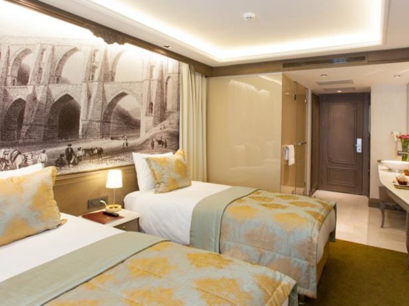 Pierre Loti Hotel 99323