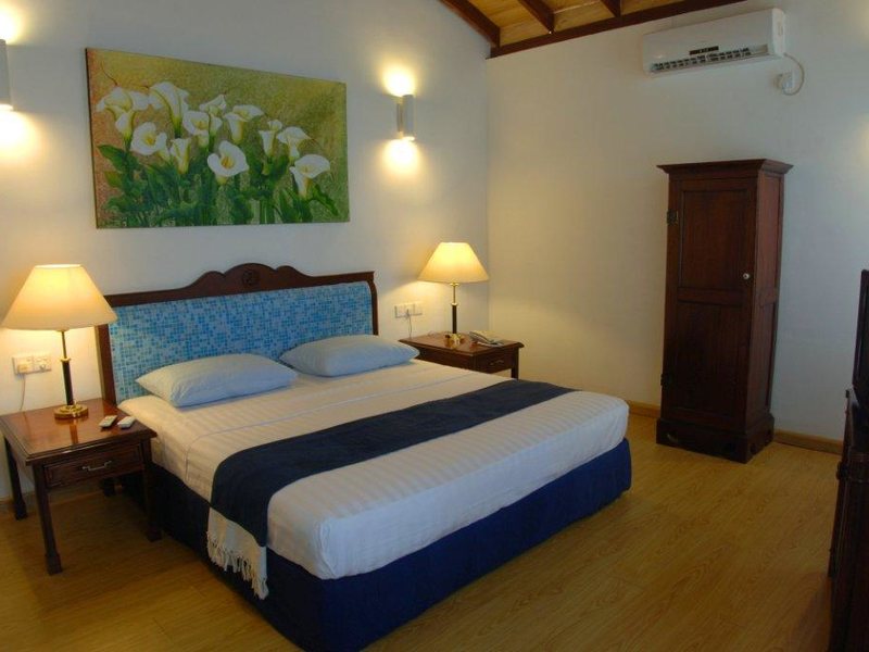 Pigeon Island Beach Resort  109245