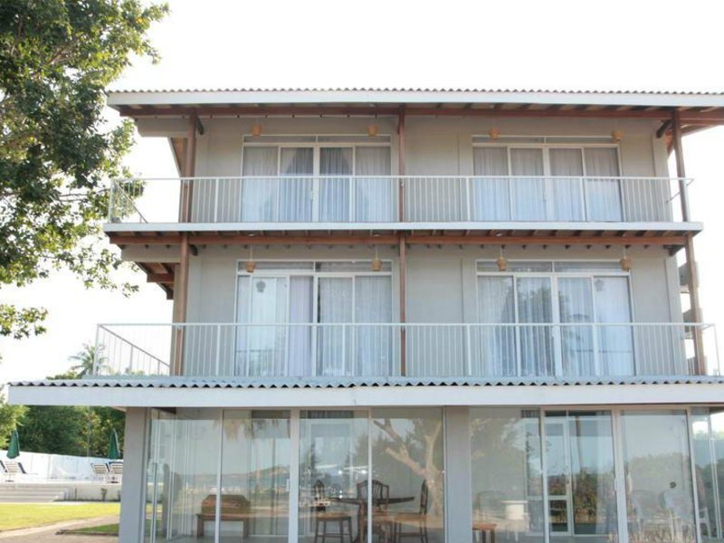 Pigeon Island Beach Resort  109247