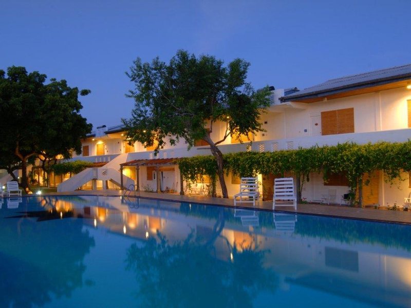 Pigeon Island Beach Resort  109256