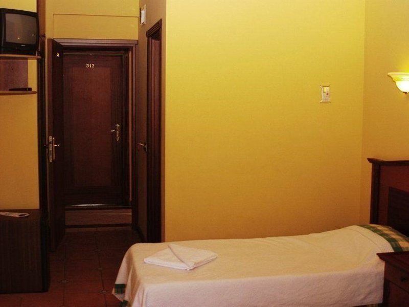 Pink Palace Hotel (ех 183163