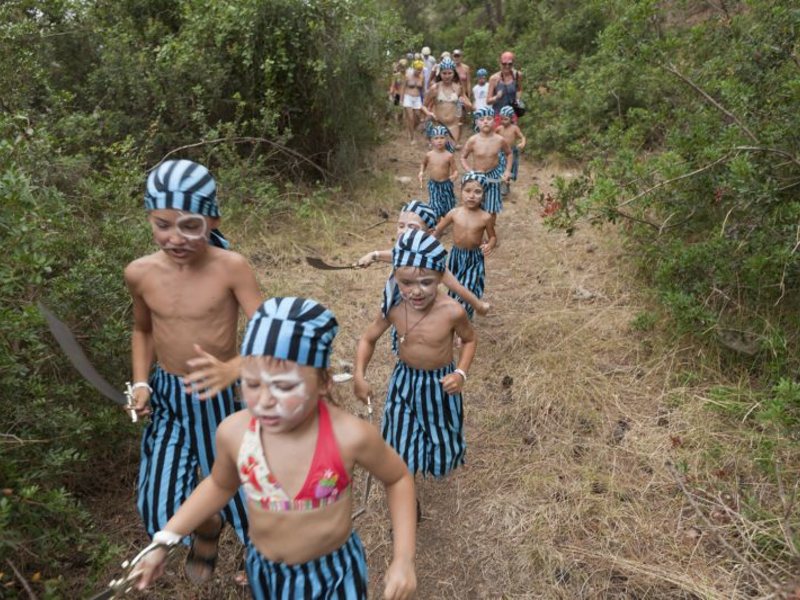 Pirates Beach  Club 38921