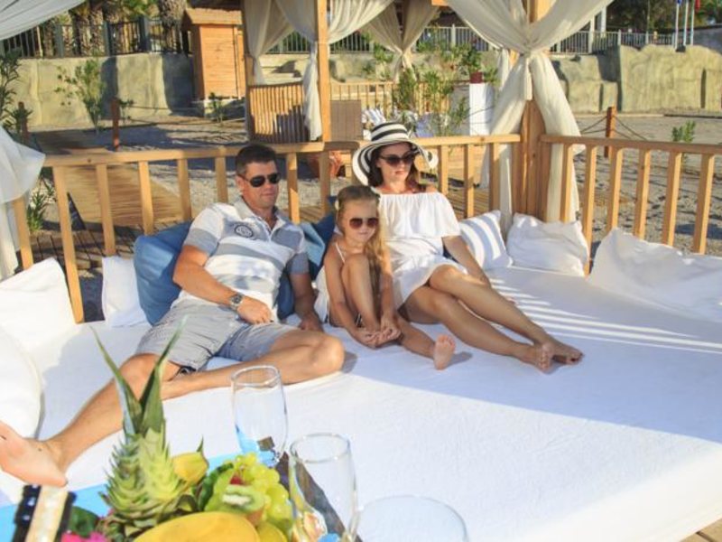 Pirates Beach  Club 99431