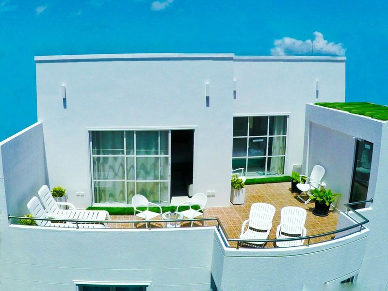 Planktons Beach 239977