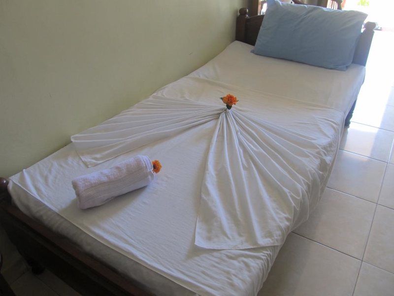 Platinum Resort (No Category) 108379