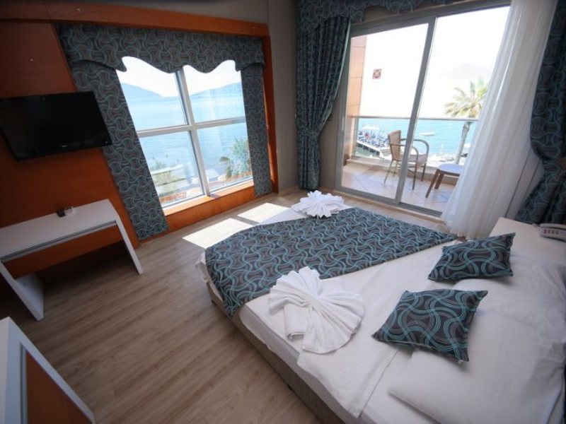 Point Beach Hotel (ex 181004