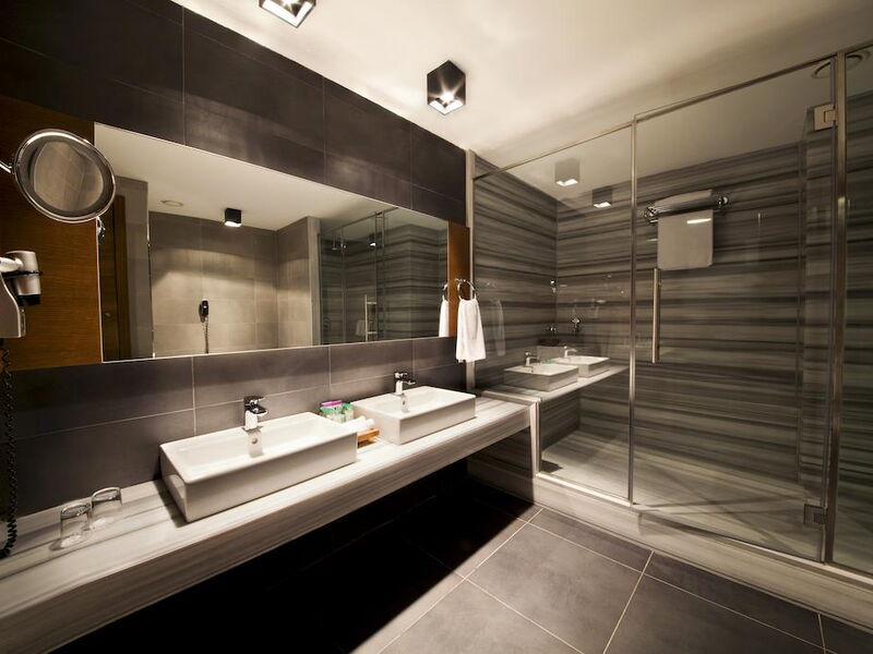 Point Hotel Barbaros 302243