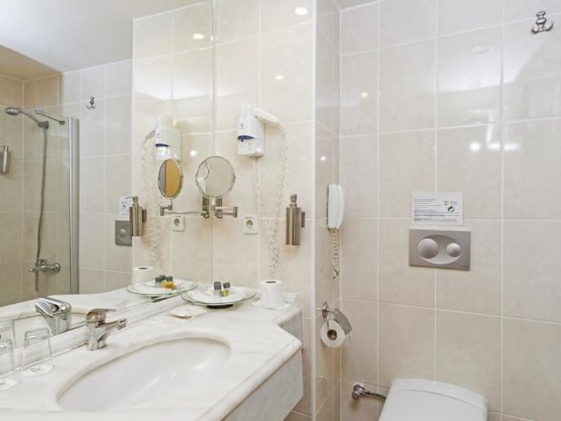 Polat Laruj Thermal Hotel 99457