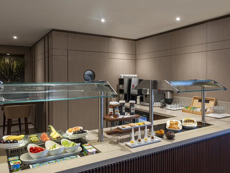 Polat Renaissance Hotel 296094