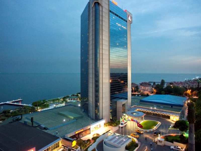 Polat Renaissance Hotel 99515