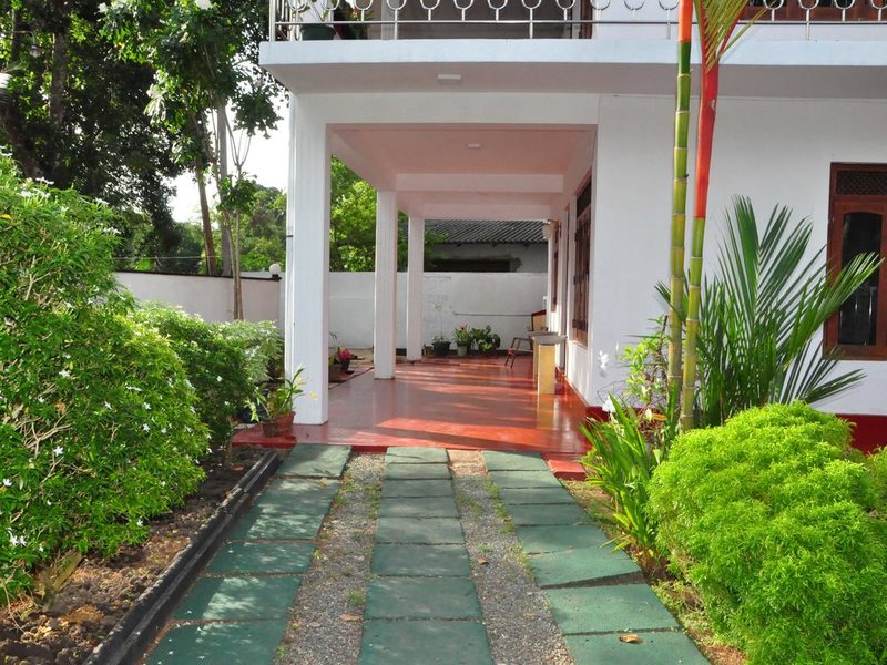 Polina Resort Hikkaduwa 195994