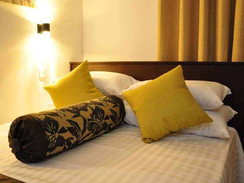 Polina Resort Hikkaduwa 196004