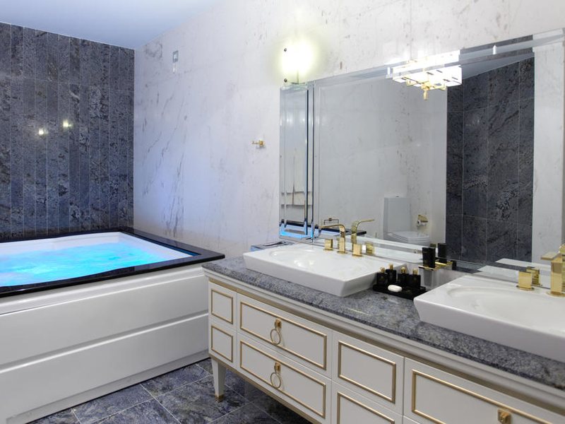 Pomegranate Wellness Spa Hotel (ex 251528